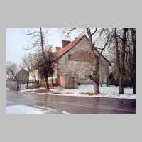 106-1044 Taplacken im Winter 2004 - Blick auf die alte Schule.JPG